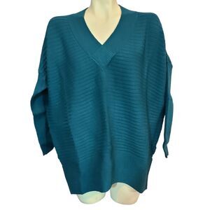Stitch drop Teal V-Neck Top Size Small